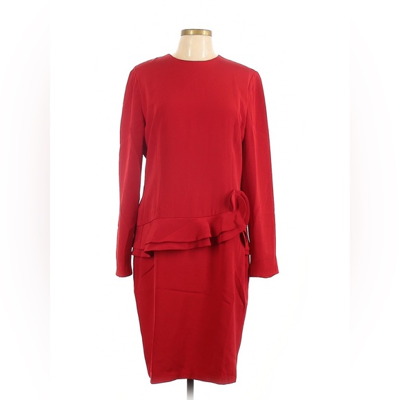Carolina Herrera Dresses & Skirts - CAROLINA HERRERA size 16 knee length red dress in excellent condition